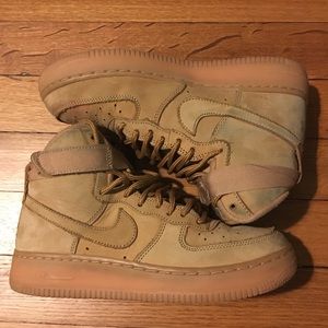 Air Force 1 High LV8